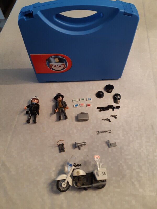 Playmobil policiers et voleurs (5891 et 4269) dans Jouets et jeux  à Ville de Québec