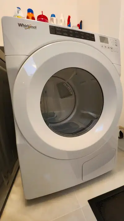 $150 Whirpool Model #YWHD560CHW 7.4 cu.ft. Ventless, Excellent Condition, Runs great with no issues,...