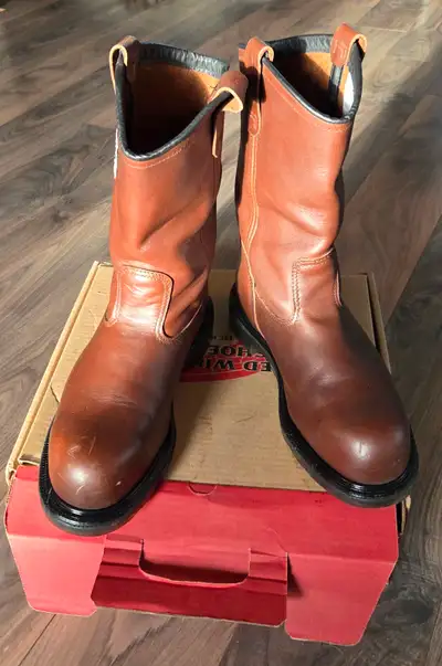 Red Wing workboots, View more