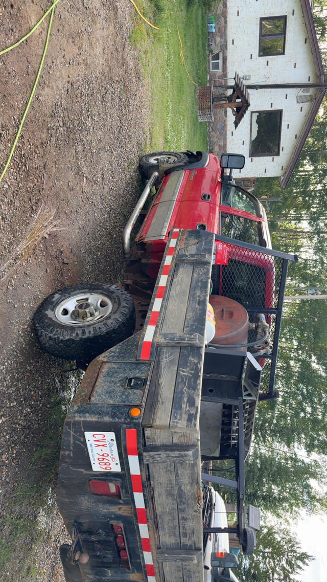 2001 GMC 2500HD Duramax in Cars & Trucks in Grande Prairie - Image 3