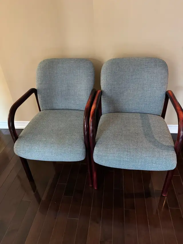 Office Chairs in Chairs & Recliners in Markham / York Region - Image 2
