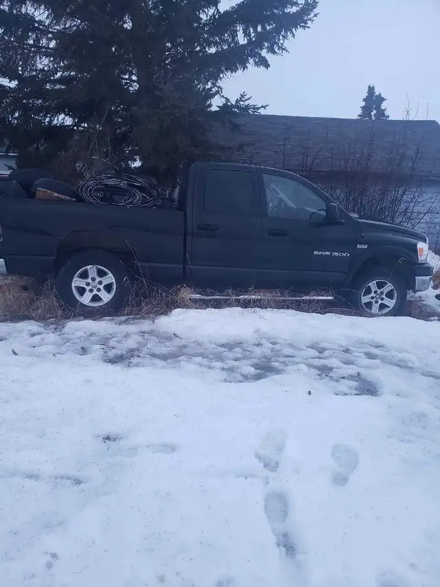 06 Ram 1500 quad cab 