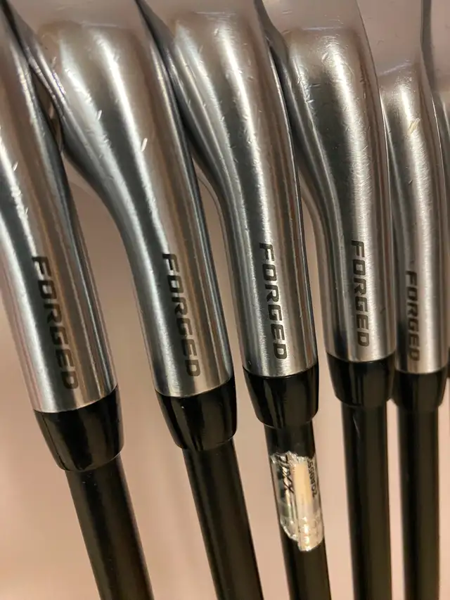 Golf Clubs in Golf in Edmonton - Image 6