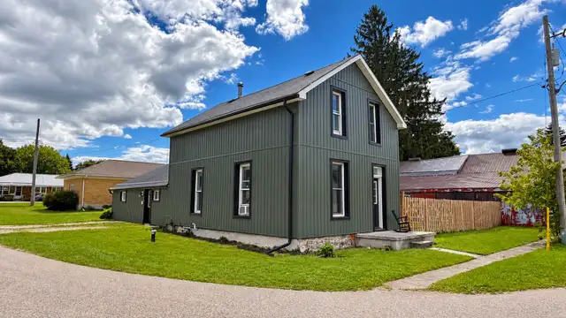 3 bed 3bath house for sale