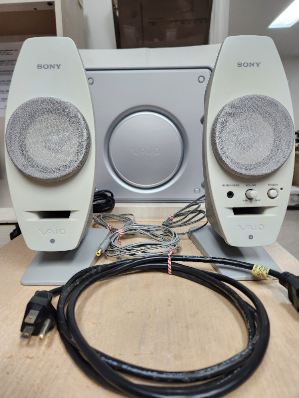 Sony Vaio Computer Speaker 3-Piece System in Speakers in Mississauga / Peel Region