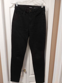 Old Navy size 4 Tall OG Straight High Rise Jet Black jeans New