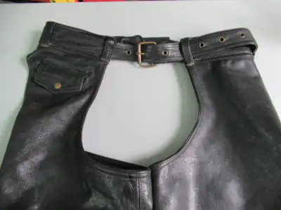 Chap pour moto en cuir Akoury grandeur X-L, View more