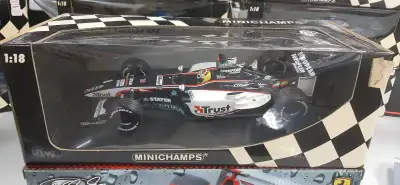 Diecast EUROPEAN MINARDI COSWORTH MINICHAMPS 1/18 collection #100 030018 1 de 1002 pcs Autos de coll...