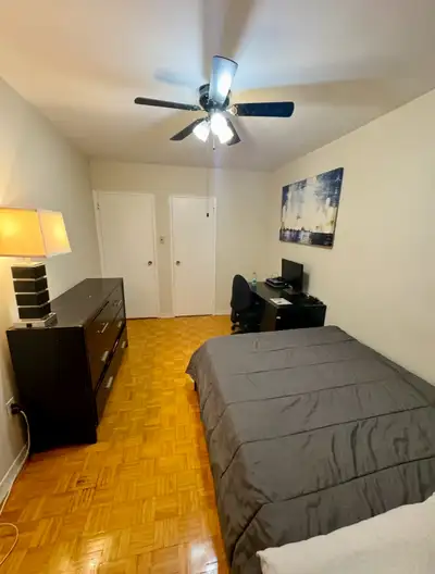 one room for rent