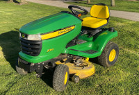 John Deere x310 Riding Lawn Mower 
