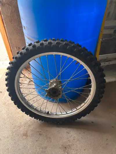 Honda crf 450r front rim/tire with star cross Tire/tube