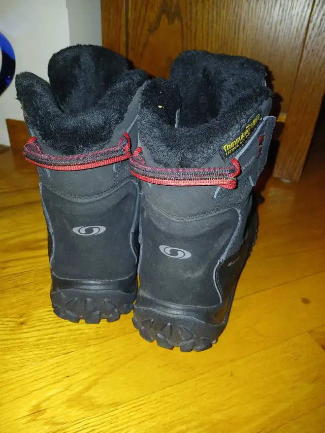 Winter Boots Solomon Women Size 6.5 in Women's - Shoes in Calgary - Image 4