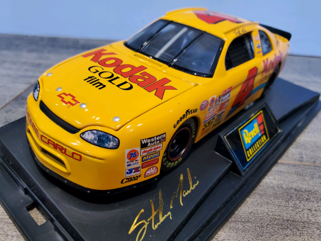 1:24 Diecast Revell Nascar 1997 Chevrolet Monte Carlo Sterling M in Arts & Collectibles in Kawartha Lakes - Image 7