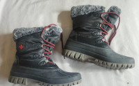 Women Winter Boots - Storm by Cougar (Size 11)