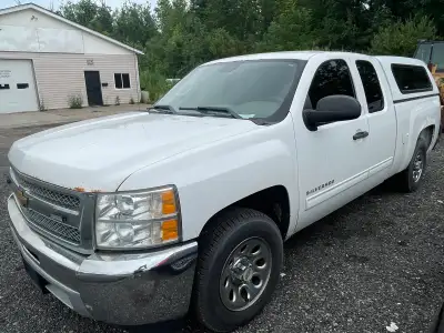 2012 Chevrolet Silverado 1500 CNG 4.8 v8, automatic, power locks and windows 268km, 2wd, starter rep...