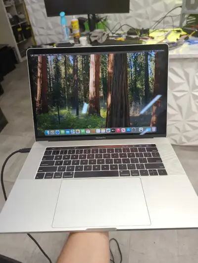 MacBook pro 2018, View more