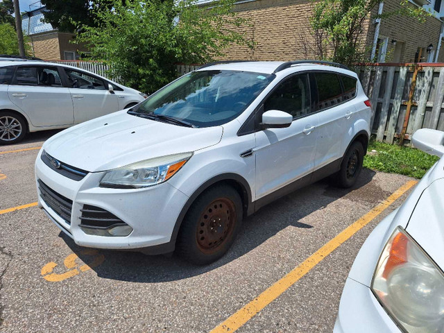 2014 Ford Escape SE for sale in Cars & Trucks in Kitchener / Waterloo - Image 2