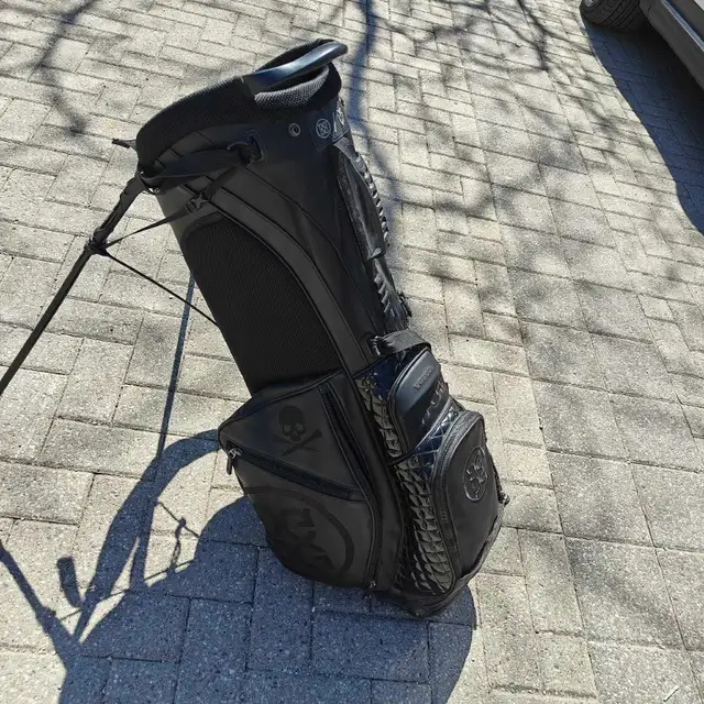 Gfore Transporter 2 golf bag502205652539156483
