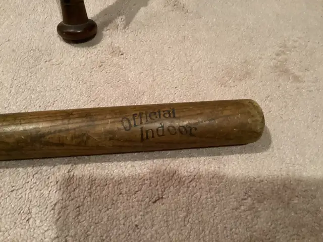 Baseball Bats in Baseball & Softball in Oshawa / Durham Region - Image 8