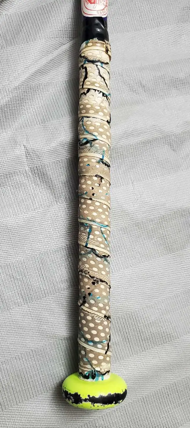 Louisville slugger softball bat 20oz 31 "  in Baseball & Softball in City of Toronto - Image 8