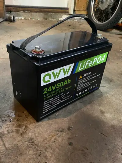 Purchased new in mid-2024 for an e-bike project, but never got around to completing it. Charge has b...