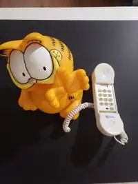 Vintage Garfield telephone