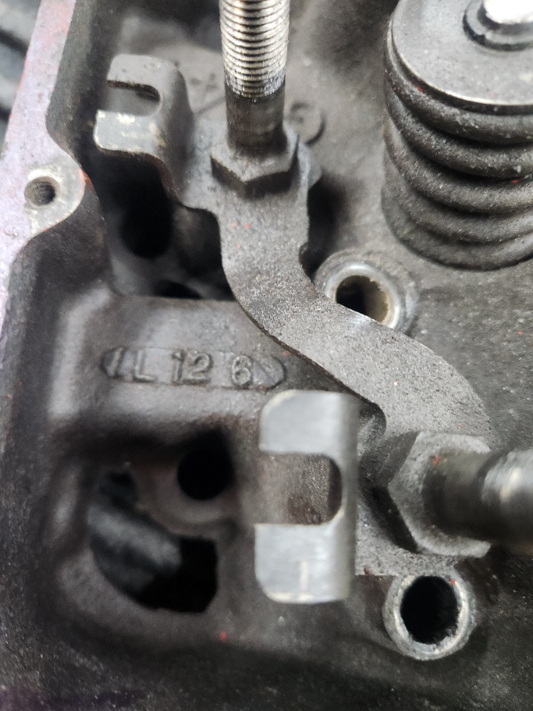 3904390 396 bbc oval port cylinder head in Engine & Engine Parts in Chatham-Kent - Image 2