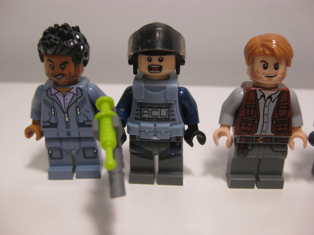 Lego Jurassic World minifigures (see details) in Toys & Games in Ottawa - Image 2