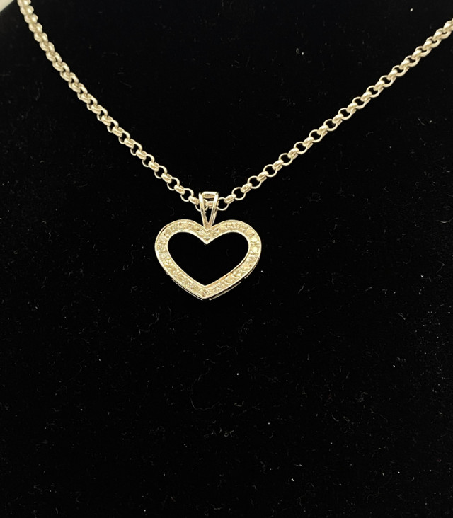 18K White Gold 2.70G 0.55ct. Diamond Heart Pendant $825 in Jewellery & Watches in Mississauga / Peel Region