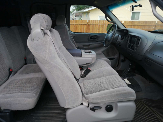 F-150 XLT 4X4 in Cars & Trucks in Red Deer - Image 2