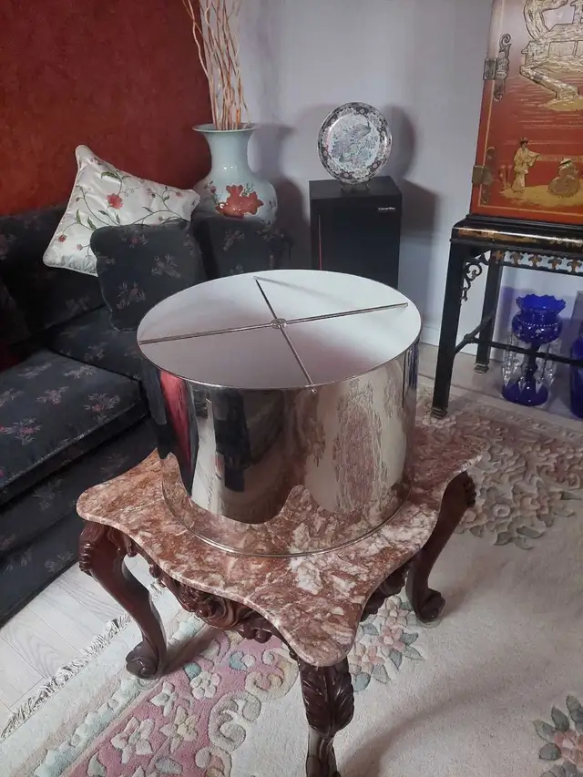 LG HEAVY RESTORATION HARDWARE  DRUM SHADE - POLISHED CHROME in Indoor Lighting & Fans in Markham / York Region - Image 2