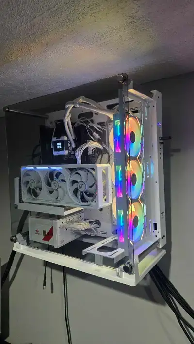 Ultimate PC - 9950x3D, X670E, 64GB DDR, ASUS 5090 ASTRAL OC, View more