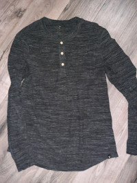 American eagle dark Henley $5