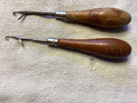 2 Vintage old Latch Hook Crochet Needles with Wooden Handles !