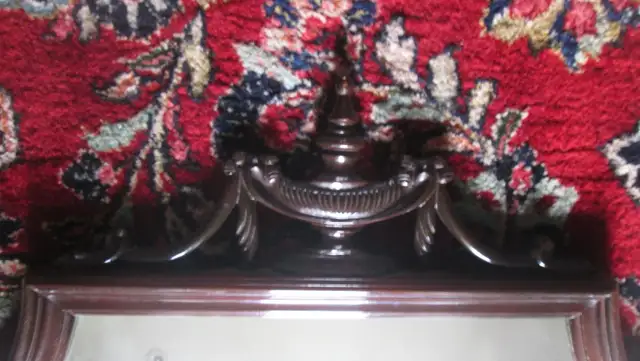 Antique Mirror in Home Décor & Accents in City of Toronto - Image 3