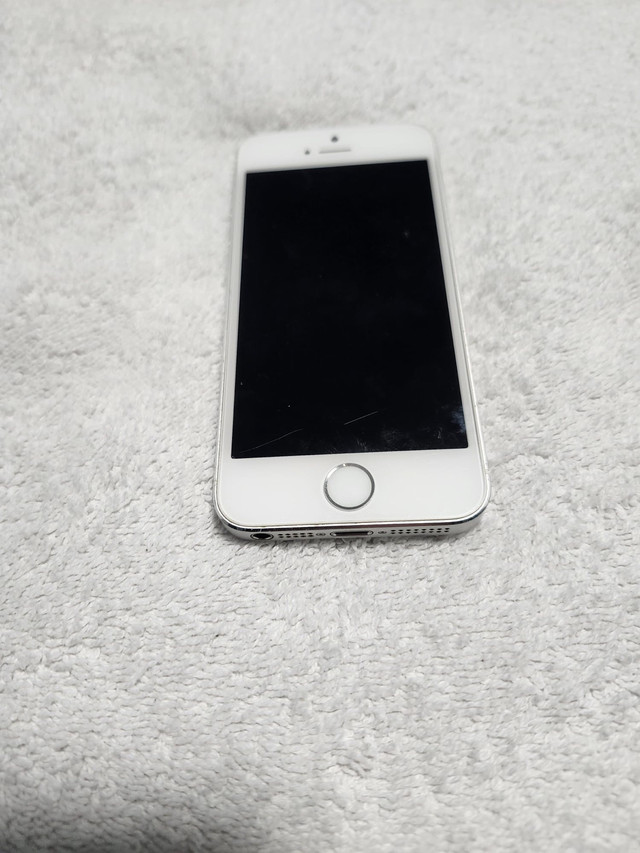 iPhone 5S - not working / for parts only x2 in Cell Phones in Markham / York Region - Image 2