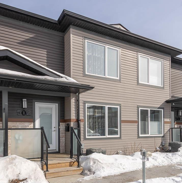 Single family Townhouse 3 bedrooms on Peguis street(R3w 0N2) Long