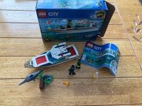 Lego city diving yacht/ bateau