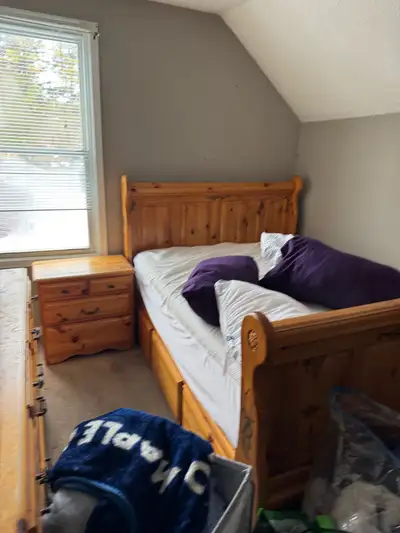 $750 All inclusive Rooms - Walkerton - Fully furnished - Includes wifi - other amenities included -...