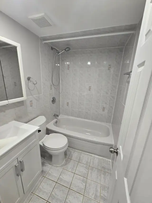 Spacious 1-Bedroom + Office/Flex Space in the Heart of Ossington in Long Term Rentals in City of Toronto - Image 20