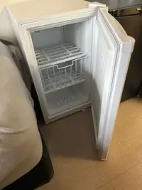 Congélateur qui fait office de frigo