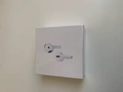 Selling a pair of Apple AirPods Pro 4 (ANC), these earbuds offer a premium audio experience with act...