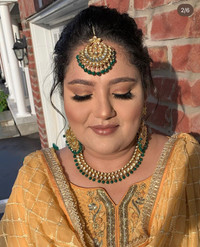 Certified Makeup and hairstylist in Cambridge 