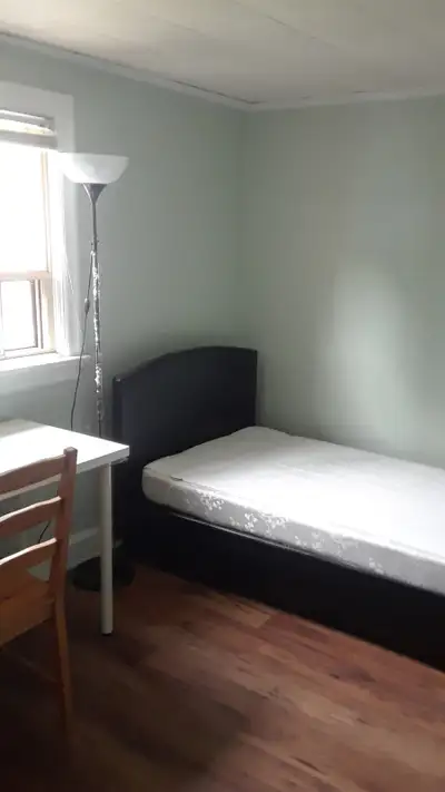 One big private room available from June 1st. Room on 2nd floor. Shared kitchen and washroom with 2...