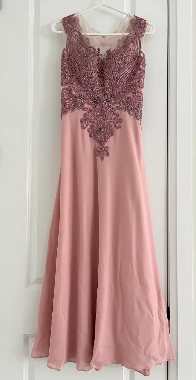 prom dress  in Women's - Dresses & Skirts in Kitchener / Waterloo - Image 2
