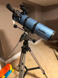 Skywatcher Mirrored Telescope with High Quality Steel Tripod