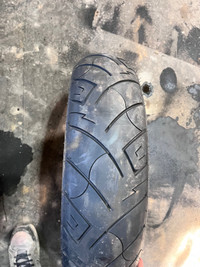 Motorcycle tire 