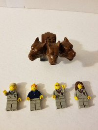 Lego 4706 3 headed dog and minifigures only