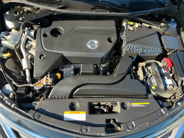 2014 Black Nissan Altima 2.5 SL