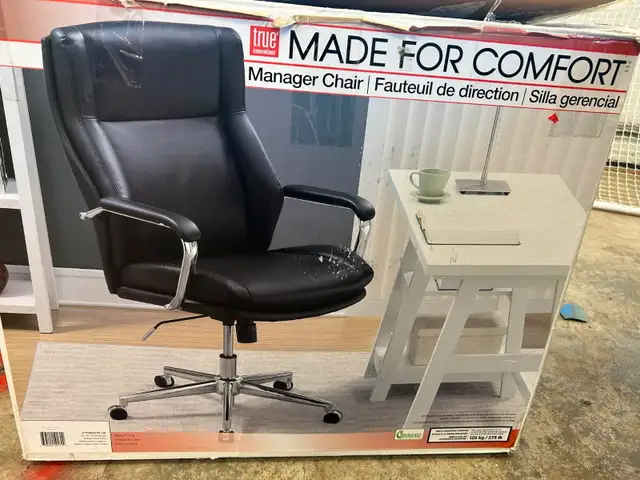 BRAND NEW IN THE BOX !!! COMPUTER CHAIR IN THE BOX in Chairs & Recliners in Kingston - Image 5